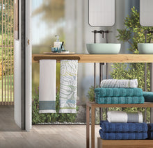 Laden Sie das Bild in den Galerie-Viewer, Devilla Frottierprogramm BREEZE mit Fransen