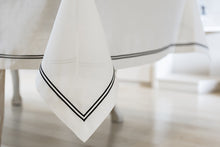 Laden Sie das Bild in den Galerie-Viewer, Tischdecke BLACK LINE 180x280 Saum bestickt