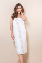 Laden Sie das Bild in den Galerie-Viewer, Duschtücher-Handtücher- Badetücher- bestickt-weiß