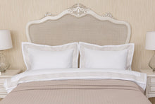 Laden Sie das Bild in den Galerie-Viewer, Bettwäsche Set 3-teilig ZAPHIR 135x200 bestickter Stehsaum