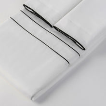 Laden Sie das Bild in den Galerie-Viewer, 3 teilig Hotelbettwäsche weiß 135x200/50x70